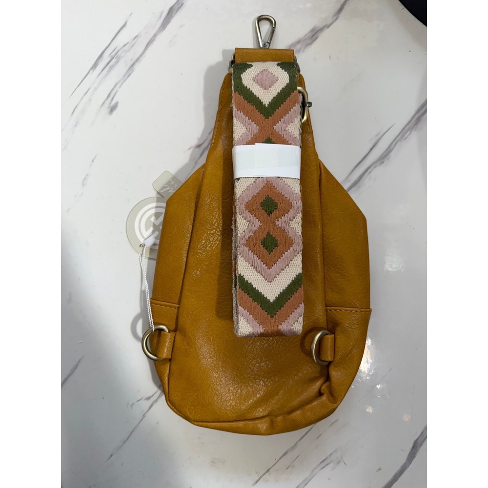 Girlie Girl Originals Lilly Crossbody Sling Bag Vegan Leather Mustard Yellow NWT - Picture 3 of 6
